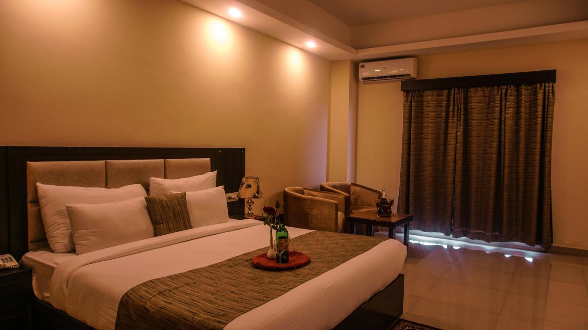 D'Polo Club & Spa Resort Dharamshala Buitenkant foto